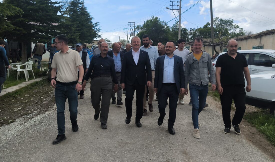 Yörük kültürünün temsilcisine sevgi seli Şenliğe katılan Karahisar Yörükler Derneği