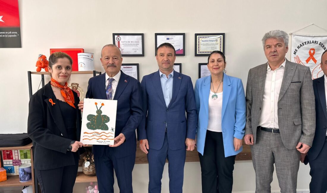 Gerçekleştirilen programda engelli bireylerin ve ailelerinin yaşadığı sorunlar, ihtiyaçlar ve