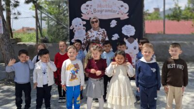 İlçe protokolü miniklerin heyecanına ortak oldu İscehisar Anaokulu bahçesinde düzenlenen