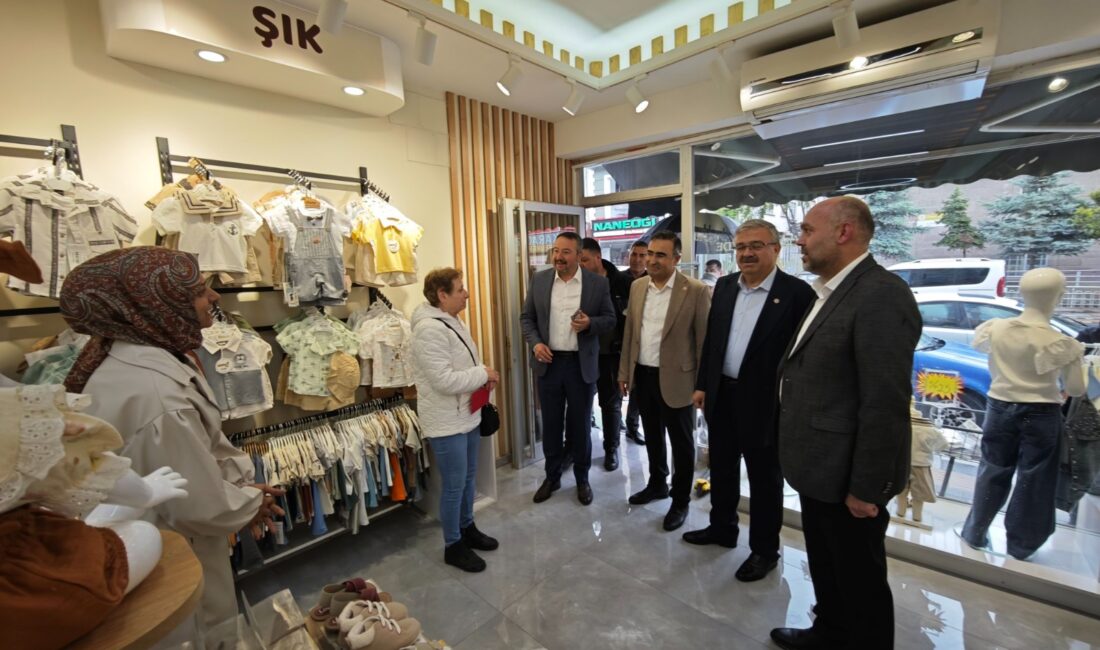 AK Parti Afyonkarahisar Milletvekili Hasan Arslan, Sandıklı’da teşkilat mensupları ve