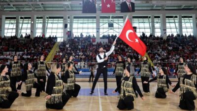 Afyonkarahisar’da 19 Mayıs Atatürk’ü Anma Gençlik ve Spor Bayramı gerçekleştirilen