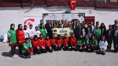 AFYONKARAHİSAR (AA) – Afyonkarahisar'da "Atık Pil Toplama Ödül Töreni" gerçekleştirildi.