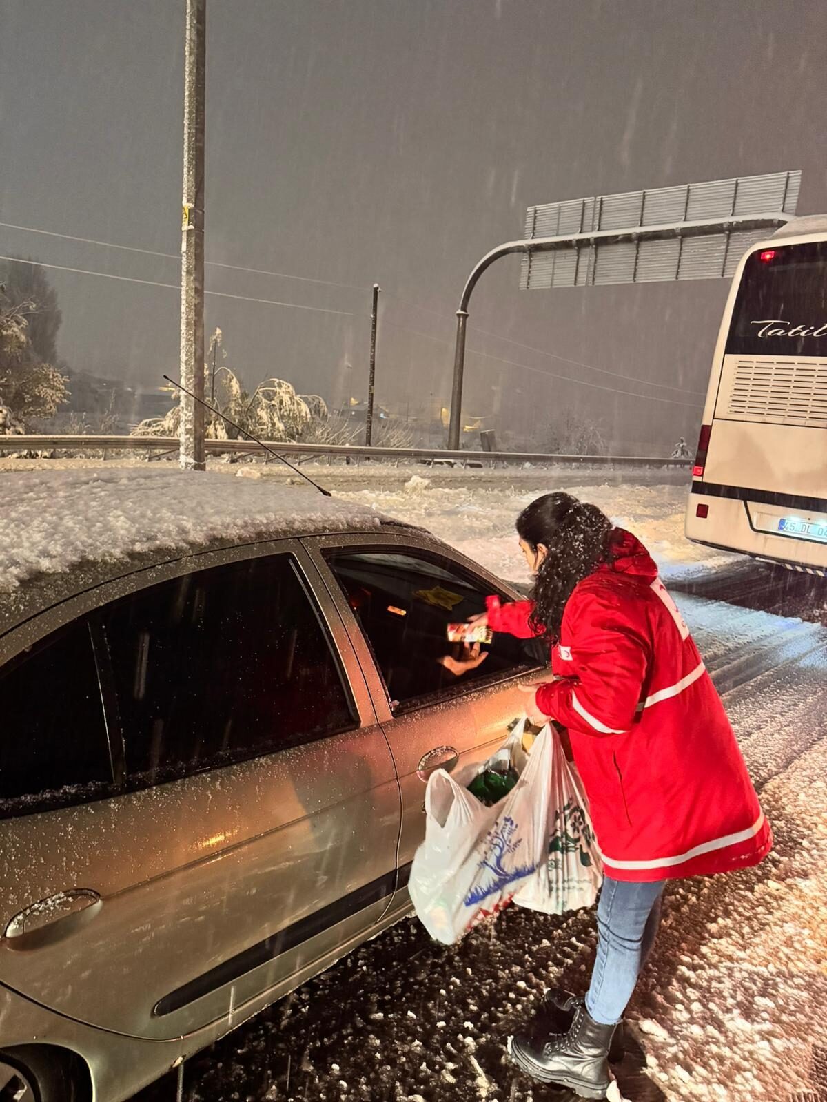 AFYONKARAHİSAR (AA) – Afyonkarahisar Valisi Naci Aktaş, kent genelini etkisi