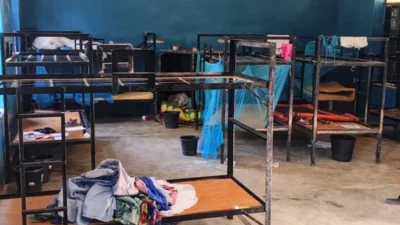 Kaçırılan öğretmenlerden biri hayatını kaybetti Vali Makinde, hain saldırılarda rehin