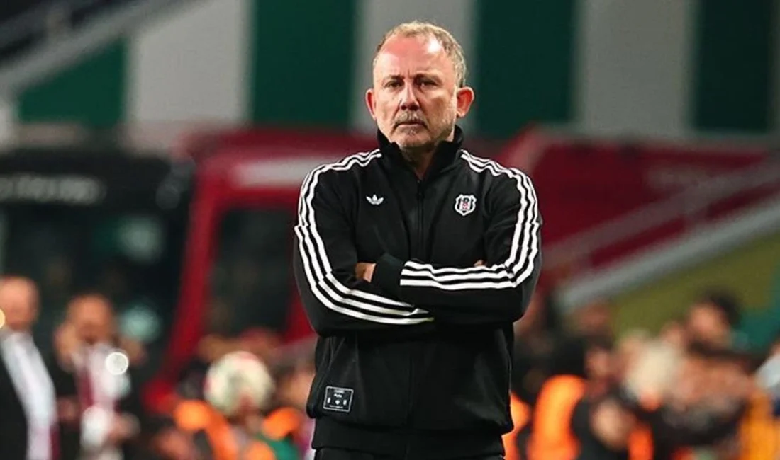 Sezon hedeflerinin uzağında kalındı Süper Lig’de sezonu dördüncü sırada tamamlayan