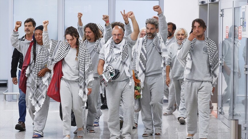 Küresel Sumud Filosu’nda bulunan 29 İtalyan aktivistten 2’si dün sabah,