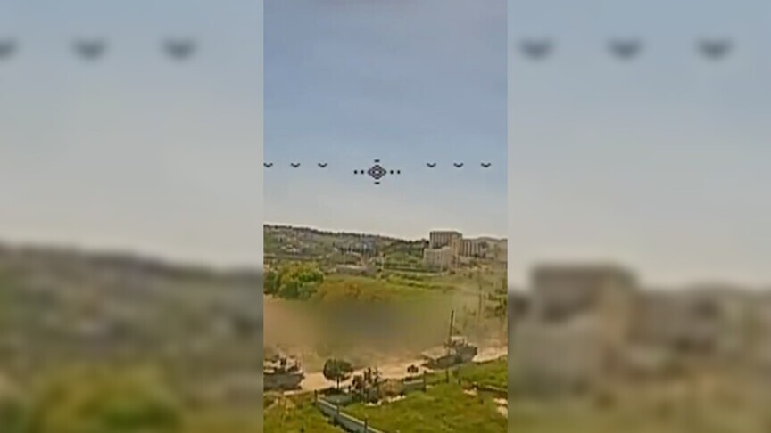 İsrail ordusu, yaklaşık 100 operatörü olduğunu tahmin ediyor