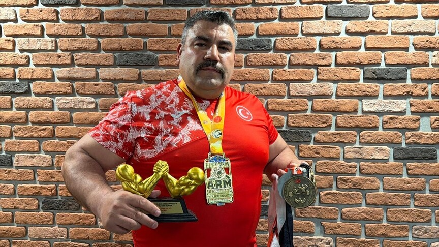 Konya’da güvenlik personeli olarak çalışan Mustafa Altuntaş, son dönemde Masterler