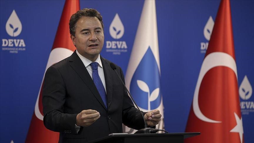 “Partileri kimin yöneteceğine mahkemeler değil, seçmen karar verir” Kararın demokratik