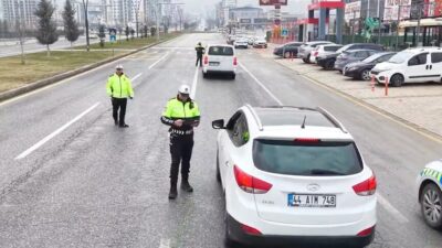 Çiftçi, Kurban Bayramı tatili dönüş yolculuğuna ilişkin NSosyal hesabından videolu