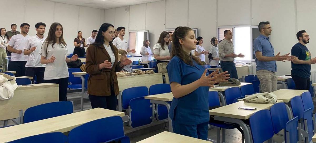 Diş Hekimliği Fakültesi Öğrencilerimiz Çalışma Hayatında Doğru Duruş Eğitimi Aldı