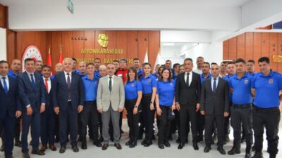 Afyonkarahisar Cumhuriyet Başsavcılığı koordinesinde, Kocatepe Parkı’ndaki Atatürk Anıtı’na çelenk sunulmasıyla