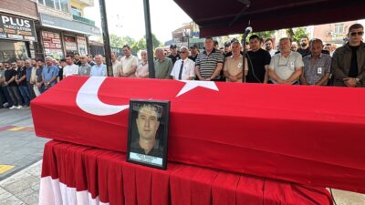 Yakınları haber alamayınca kapı kırıldı acı manzarayla karşılaşıldı Yürekleri burkan