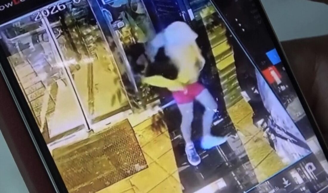 HER GÜN DÜZENLİ GELİP FARKLI KIYAFETLERLE SOYGUN YAPTI Olay, merkez