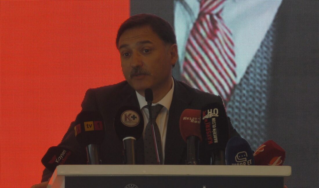 Programın açılış konuşmasını yapan Kayseri Tarım ve Orman İl Müdürü