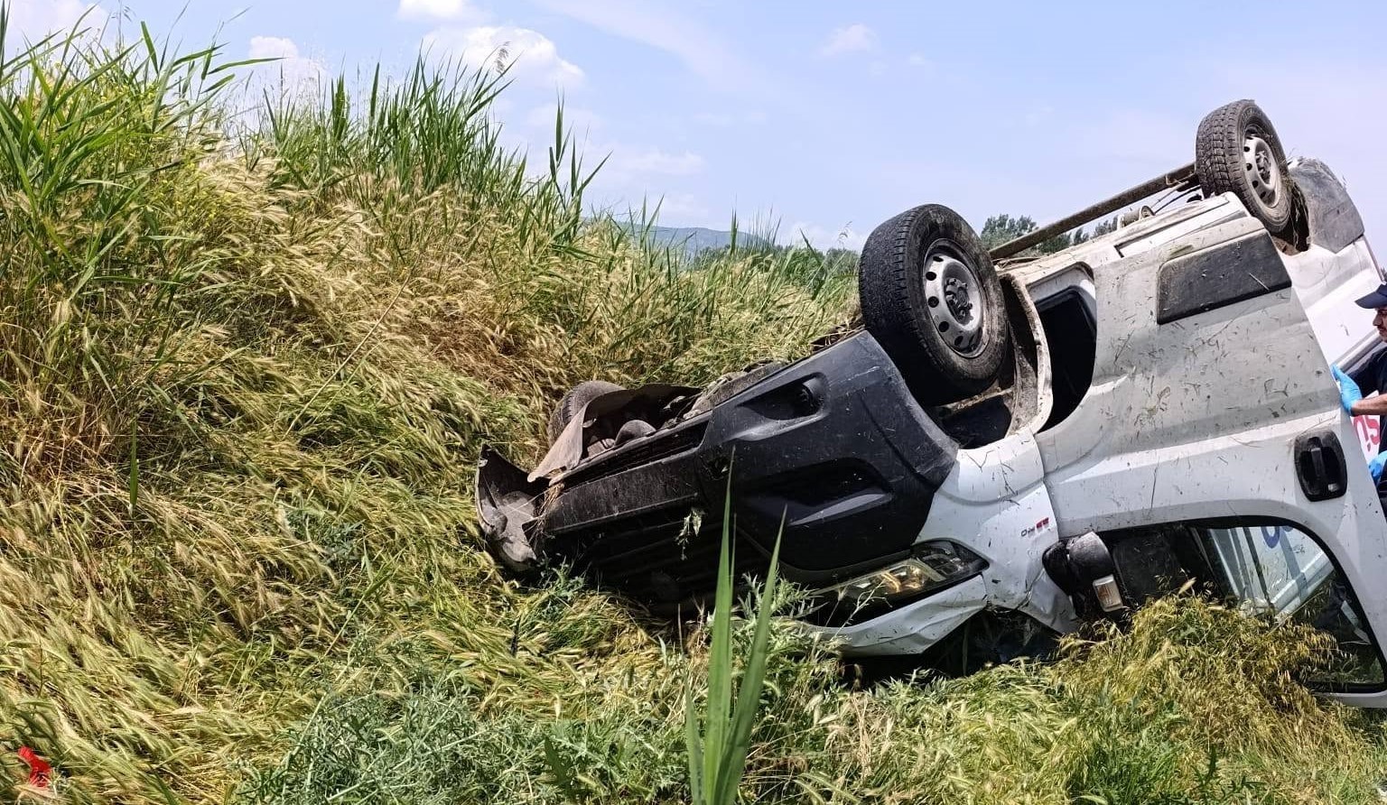 Dört çocuk babası kargocunun feci sonu!