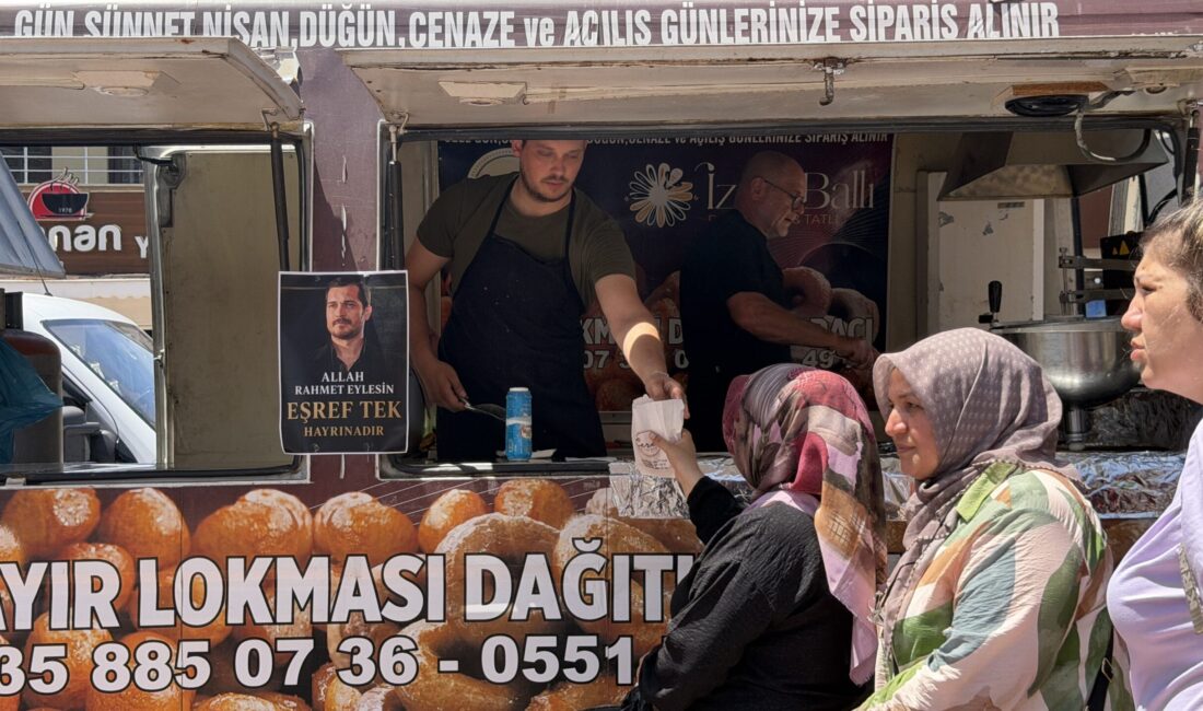 TARİHİ CAMİNİN ÖNÜNDE METRELERCE KUYRUK OLUŞTU Bursa’nın İznik ilçesinde bir