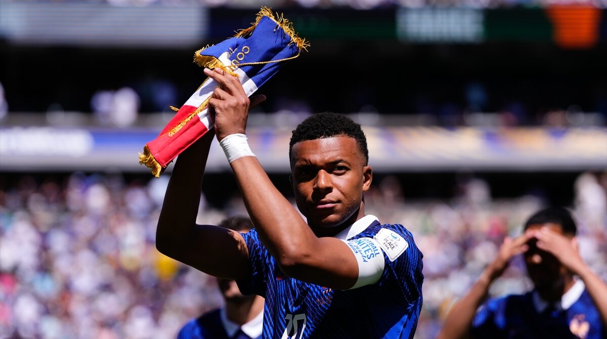 FRANSA’DAN SENEGAL KARŞISINDA MBAPPE ŞOVU I Grubu ilk maçında Fransa,