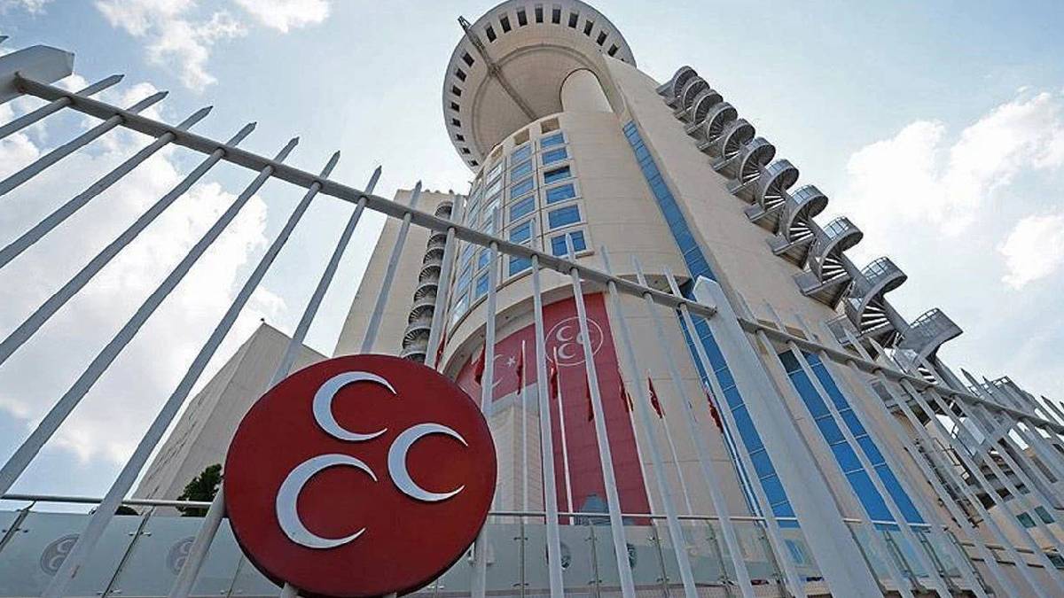 Kararı MHP Genel Başkan Yardımcısı Semih Yalçın duyurdu. Yalçın, fesih