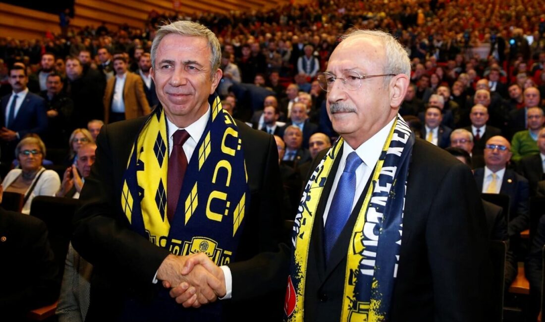 Yavaş, açıklamasında Cumhuriyet Halk Partisi içinde yaşanan sürece değinerek, partinin