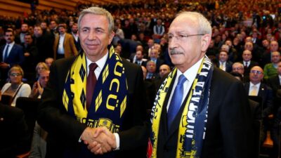 Yavaş, açıklamasında Cumhuriyet Halk Partisi içinde yaşanan sürece değinerek, partinin