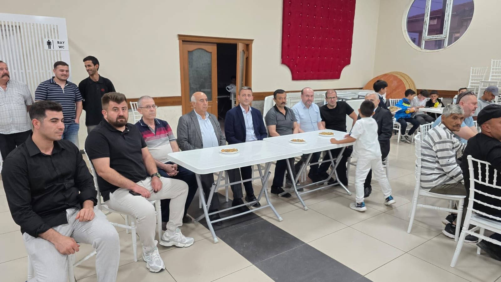 Sinanpaşa, Belediye Başkanı Tolga Yıldırım, nikah töreni, Fatih Ertekin, Sultan Levent, Sinanpaşa Belediyesi, evlilik cüzdanı, Afyonkarahisar yerel haber
