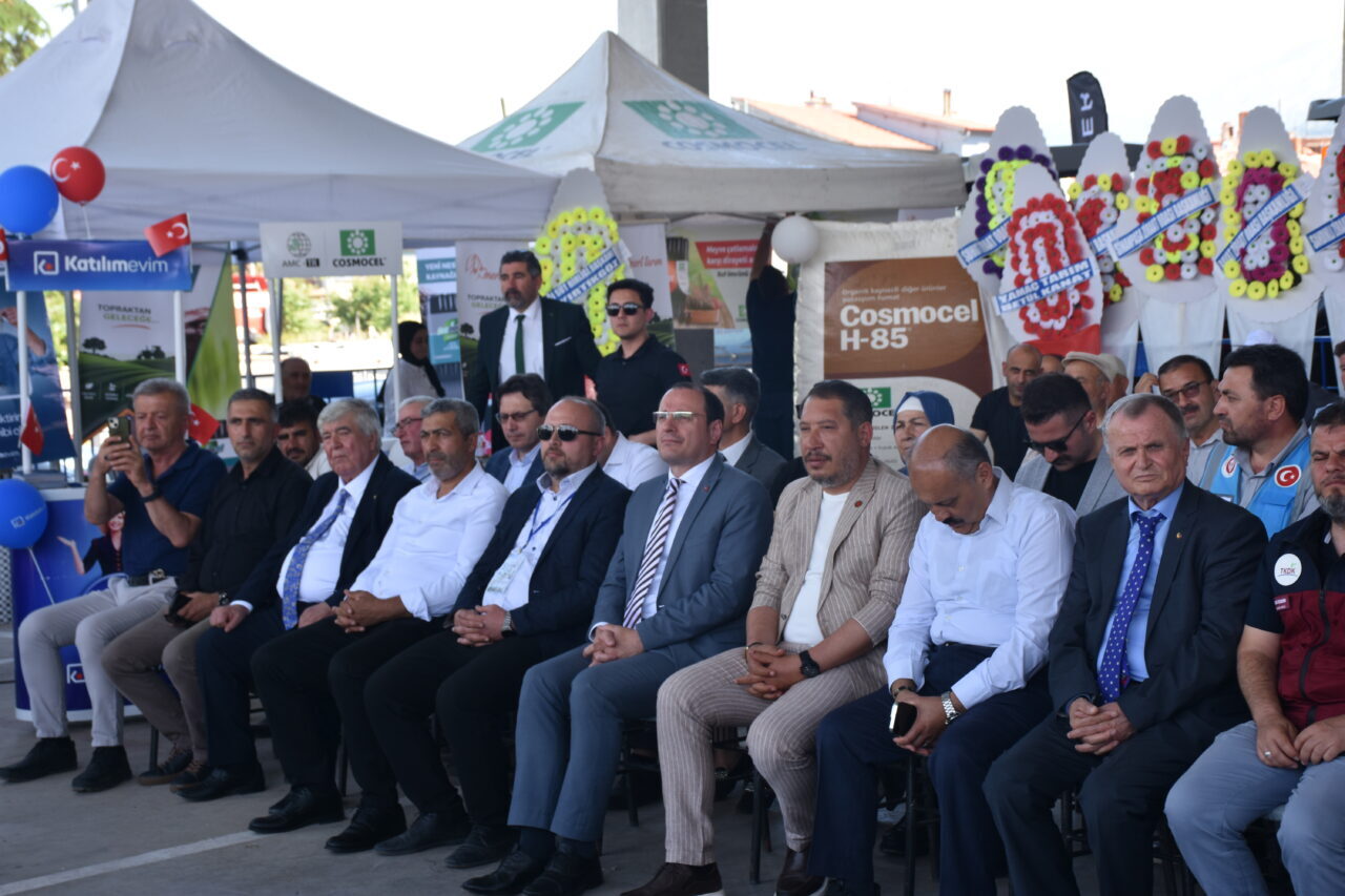 AFYONKARAHİSAR (AA) – Afyonkarahisar'ın Sultandağı ilçesinde "5. Ulusal Tarım, Hayvancılık