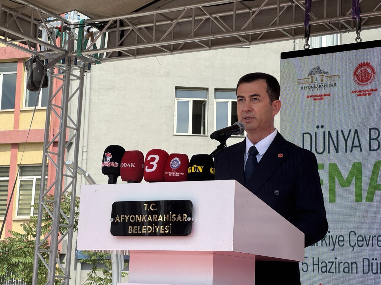 AFYONKARAHİSAR (AA) – Afyonkarahisar'da 5 Haziran Dünya Çevre Günü etkinliği