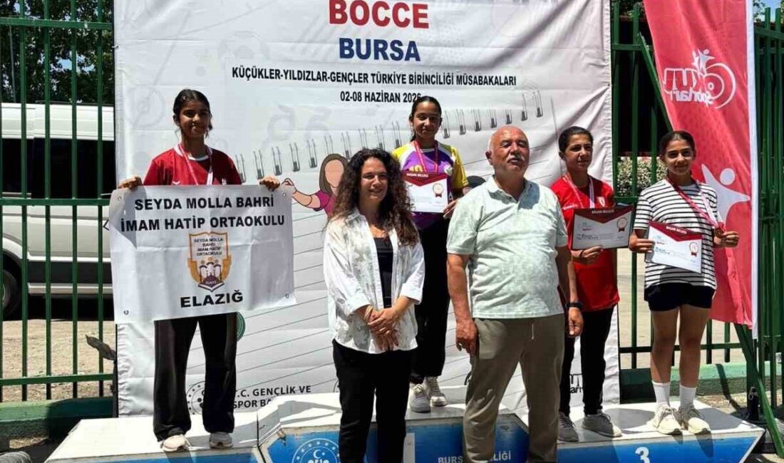 Bursa’da düzenlenen Okul Sporları Bocce Türkiye Finalleri’nde Afyonkarahisar’ı temsil eden
