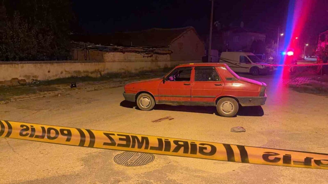 Afyonkarahisar’da düzenlenen bir düğünde alkol aldıktan sonra kavga eden iki