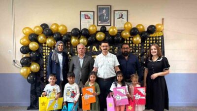 Emirdağ Tez İlkokulu’nda öğrenciler karne sevinci yaşadılar. Emirdağ Tez İlkokulu’nda