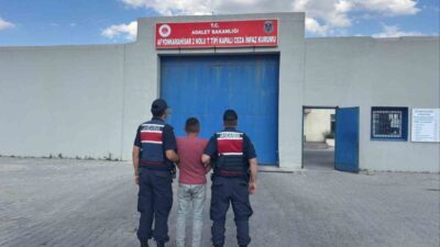 Afyonkarahisar’da son bir hafta içerisinde jandarma tarafından çeşitli suçlardan aranan