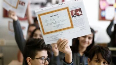 Türkiye genelindeki milyonlarca öğrenci ve öğretmen için aylardır süren yoğun