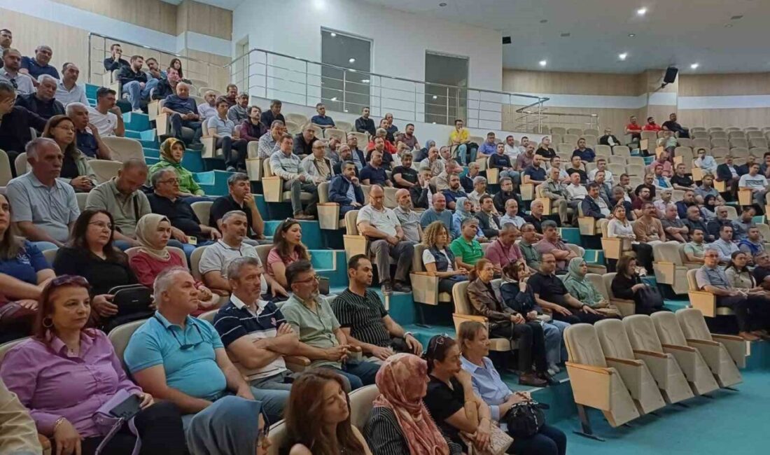 Afyonkarahisar İl Milli Eğitim Müdürü Miraç Sünnetci, eğitim yöneticilerinin yalnızca