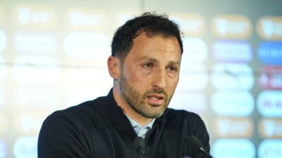 Kulübün açıklamasına göre 40 yaşındaki İtalyan çalıştırıcıyla 2+1 yıllık sözleşme