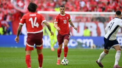 Grubunda Kanada, Bosna Hersek ve Katar ile son 32’ye kalma