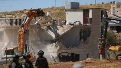Filistin resmi ajansı WAFA’nın haberine göre, İsrail askerleri sabaha karşı