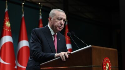 Cumhurbaşkanı Recep Tayyip Erdoğan, İran Cumhurbaşkanı Mesud Pezeşkiyan ile telefonda