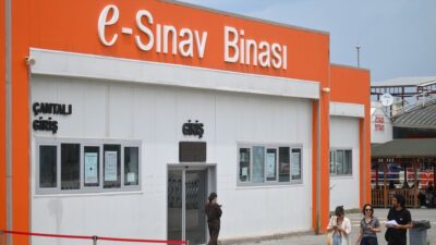 Ölçme, Seçme ve Yerleştirme Merkezi’nin (ÖSYM) Esenboğa e-Sınav Merkezi’nde elektronik