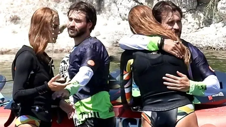 Çağla Şıkel ve sevgilisi çeşmede aşk tatilinde!