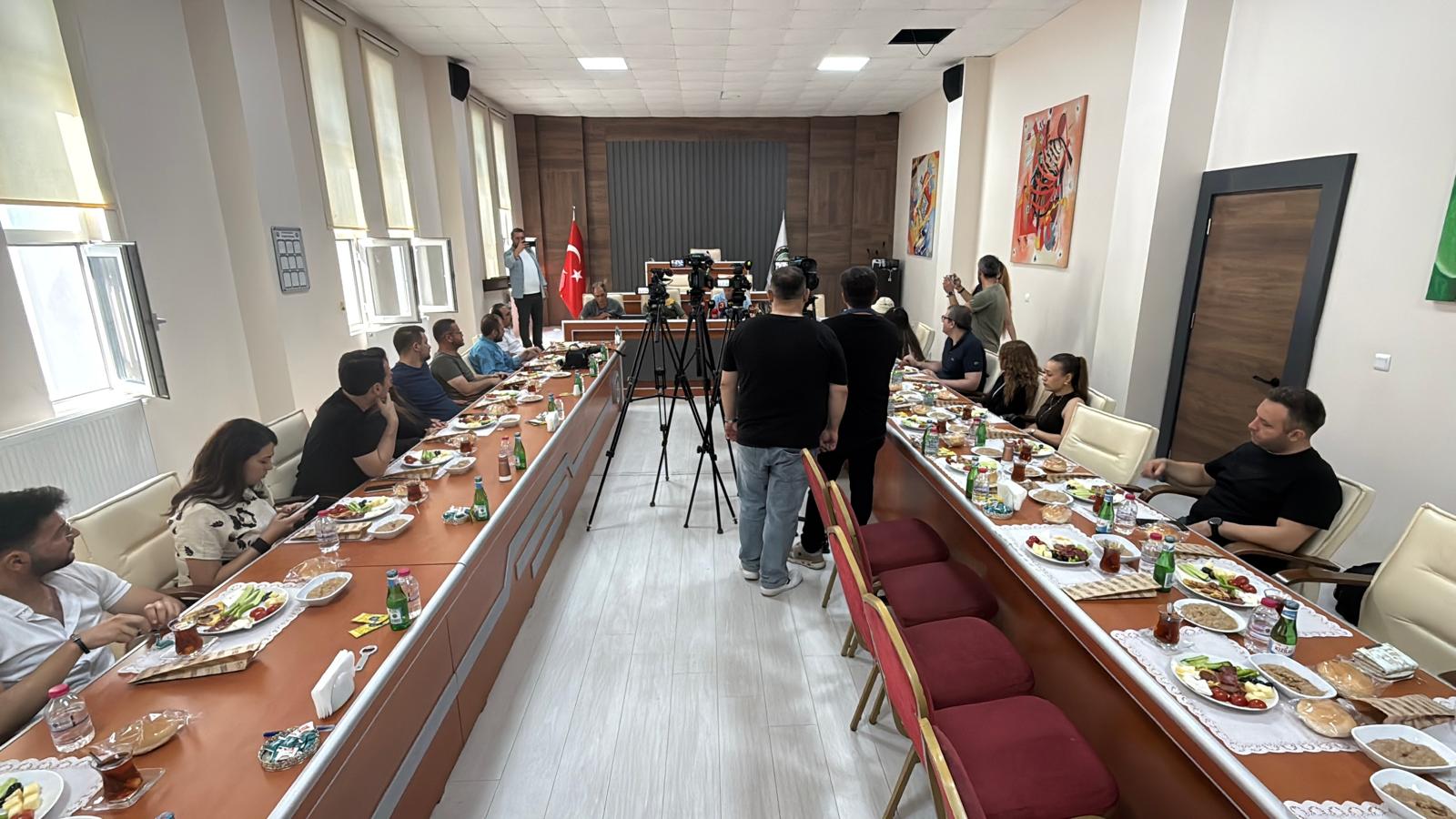 4 milyarlık dev borsa ilk 10'a göz dikti