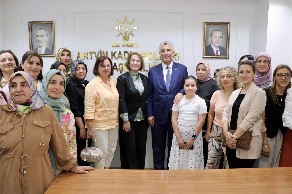 Bakan Bolat'tan Artvin esnafına 100 milyon liralık destek