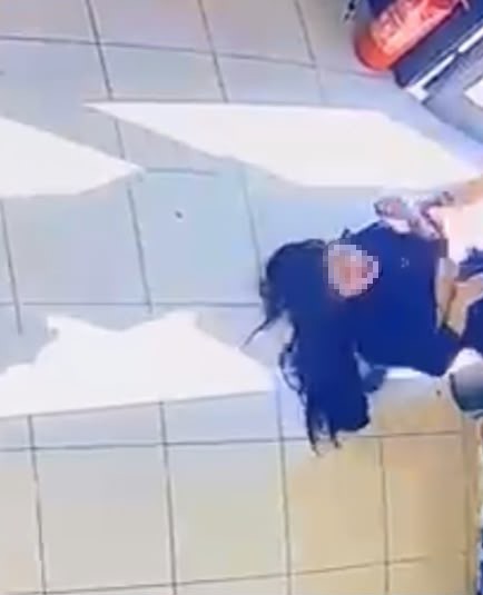 Bir kadını, erkek zulmünden yine bir kadın kurtardı 3 Bir kadını, erkek zulmünden yine bir kadın kurtardı