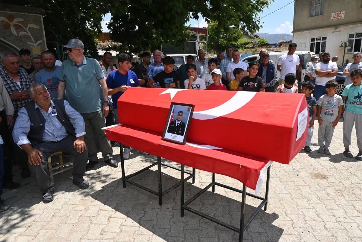 Afyonlu uzman çavuş, senelik izinde kalbine yenik düştü