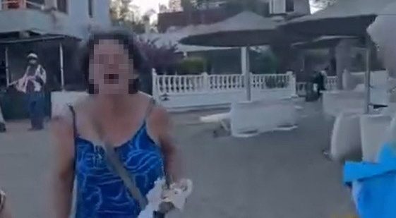 Plajda gergin anlar: Yaşlı kadının tepkisi gündem oldu
