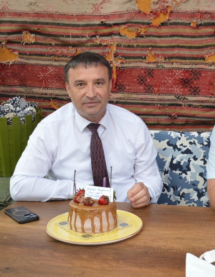 Ahmet Kahveci'ye doğum günü sürprizi