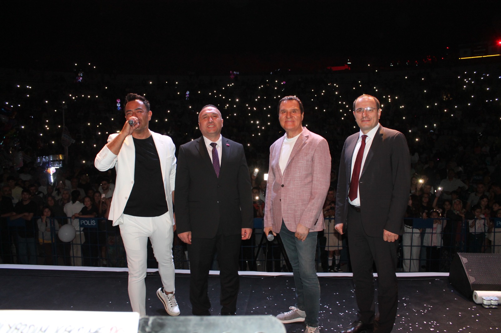 Çay’da Vişne ve Eber Sarısı Festivali coşkusu