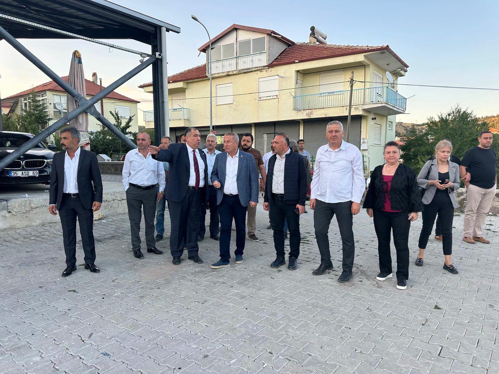 Hocalar'da mutlu güne siyaset dünyasından katılım
