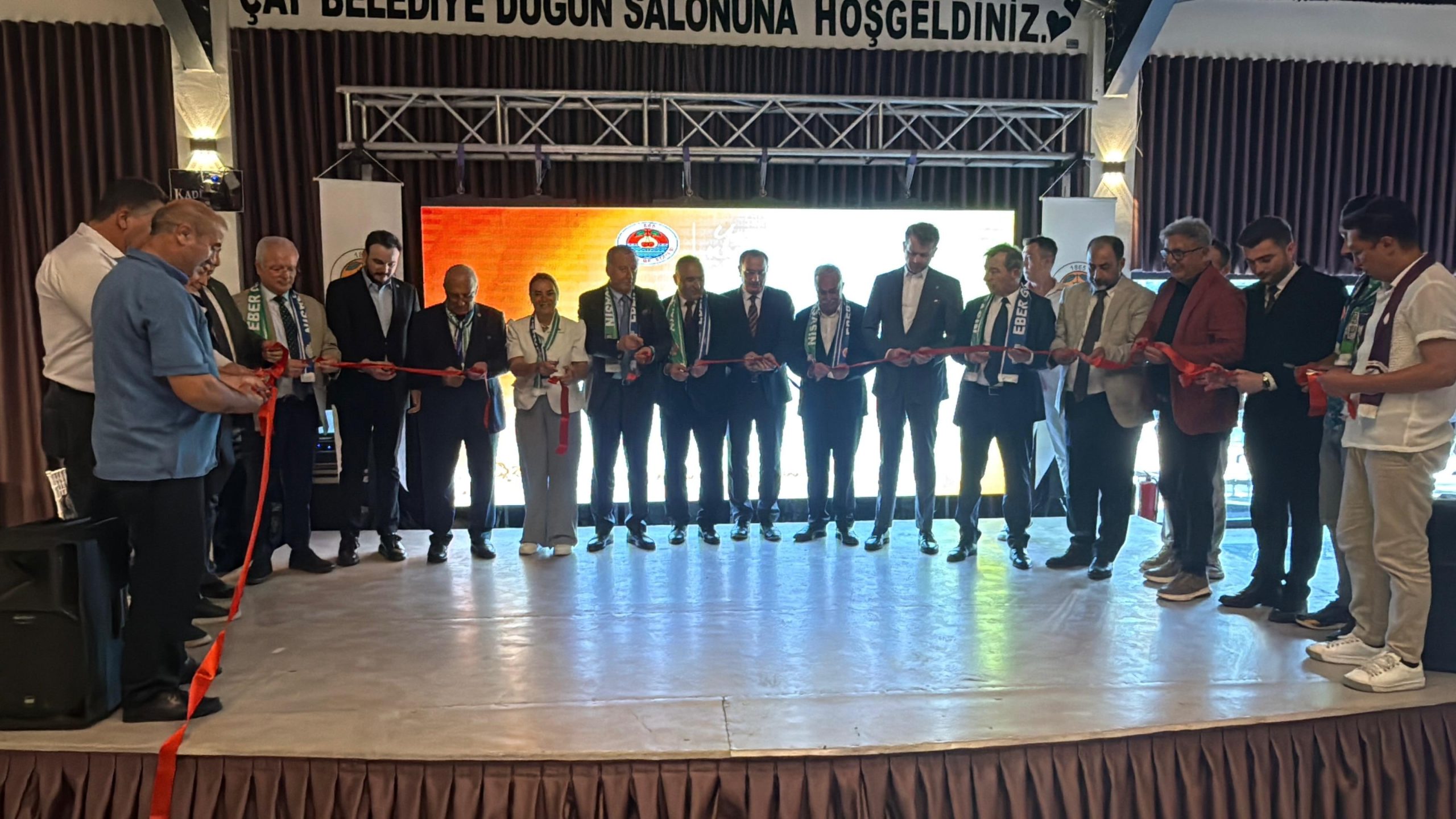İYİ Parti heyeti Çay'da festival açılışına katıldı