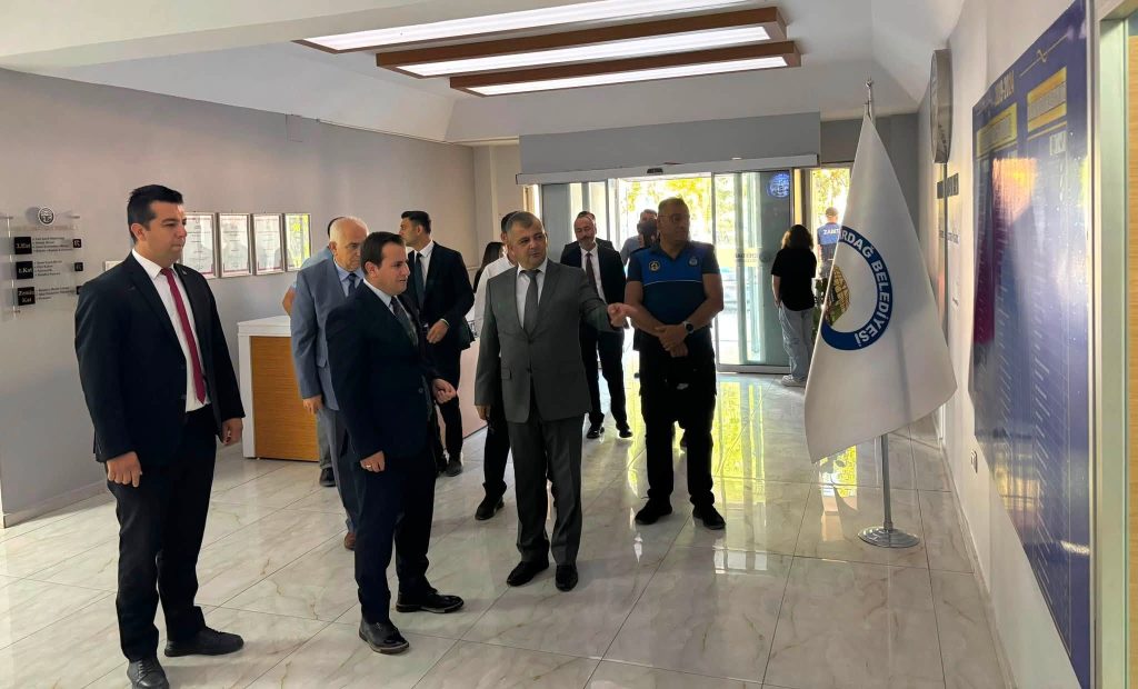 Kaymakam Topaca’dan Emirdağ Belediyesi’ne ziyaret